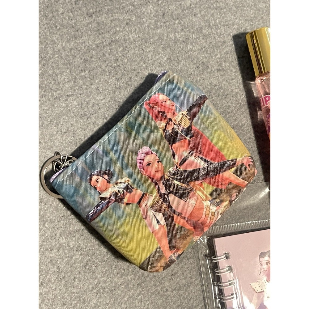 K-Pop‎ Performance Bundle | Coin Purse, Notebook & Perfume Collection - Picture 3 of 5